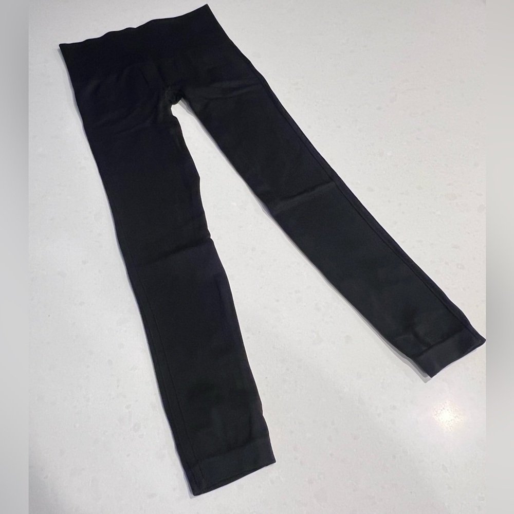 Spanx Look at me me now leggings black size medium with tummy control - Picture 2 of 3